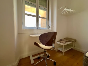 Apartamento T3 para Arrendamento em Alcantara