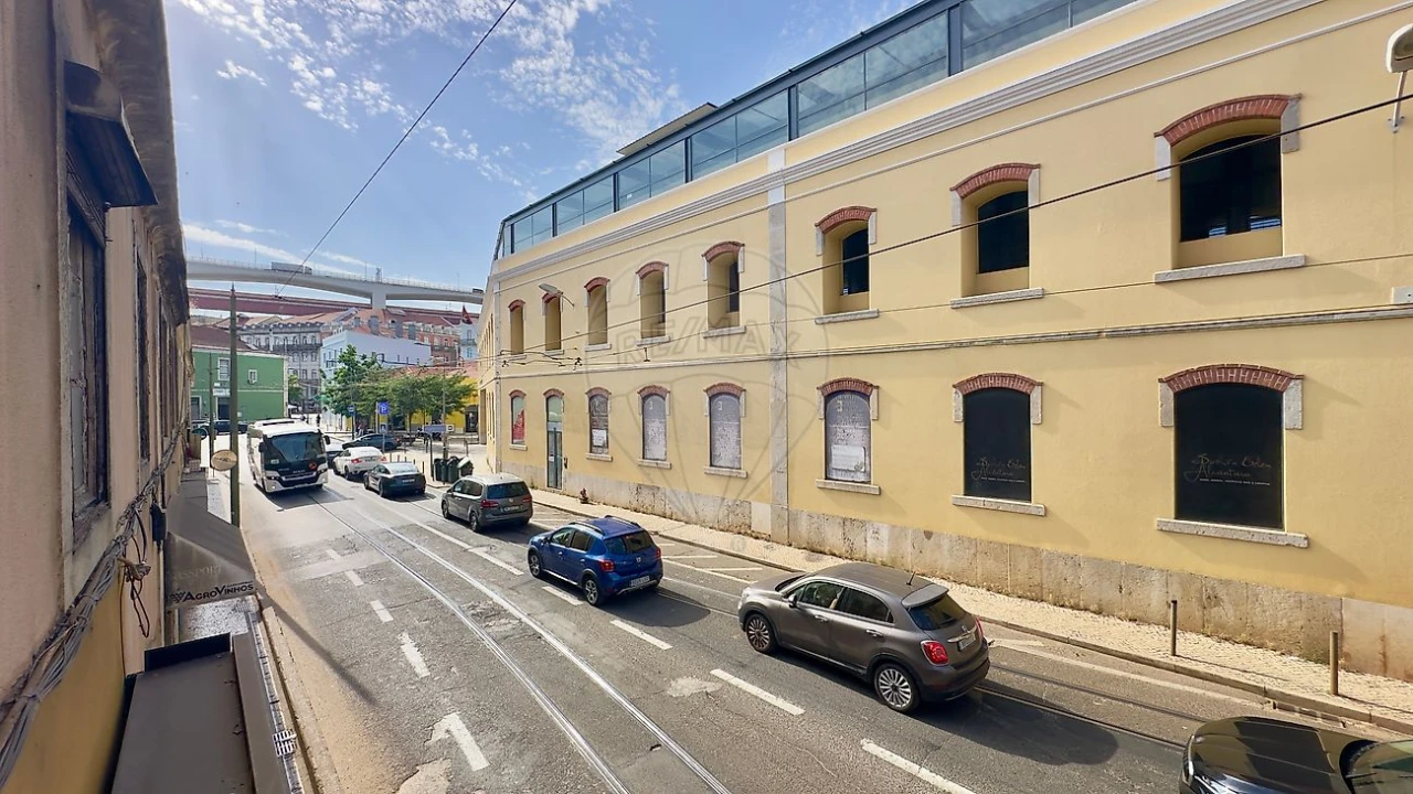 Apartamento T3 para Arrendamento em Alcantara Foto 19