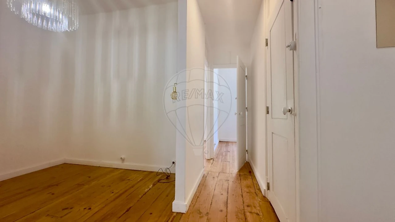 Apartamento T3 para Arrendamento em Alcantara Foto 16