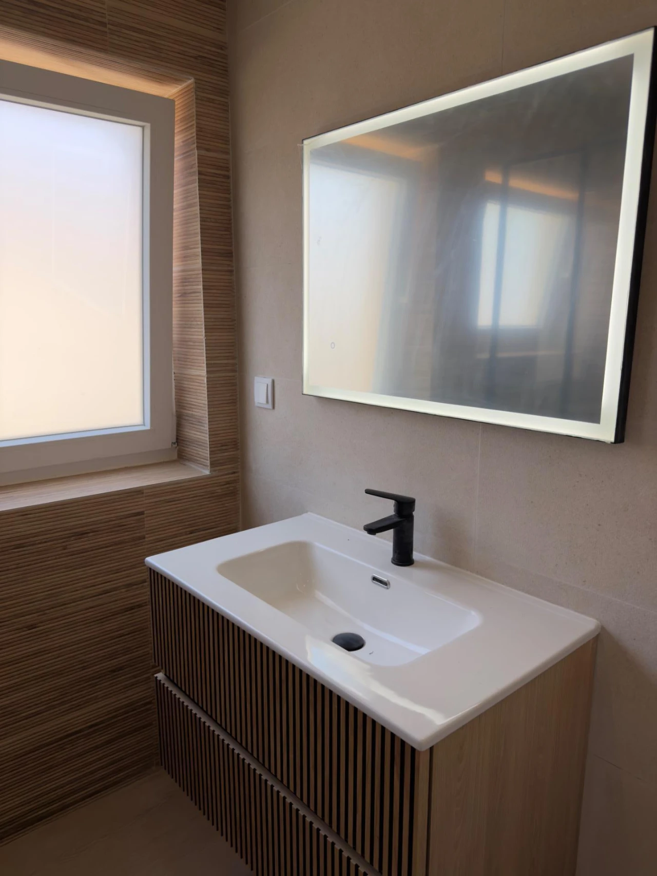 Apartamento T2 para Venda em Carcavelos e Parede Foto 26