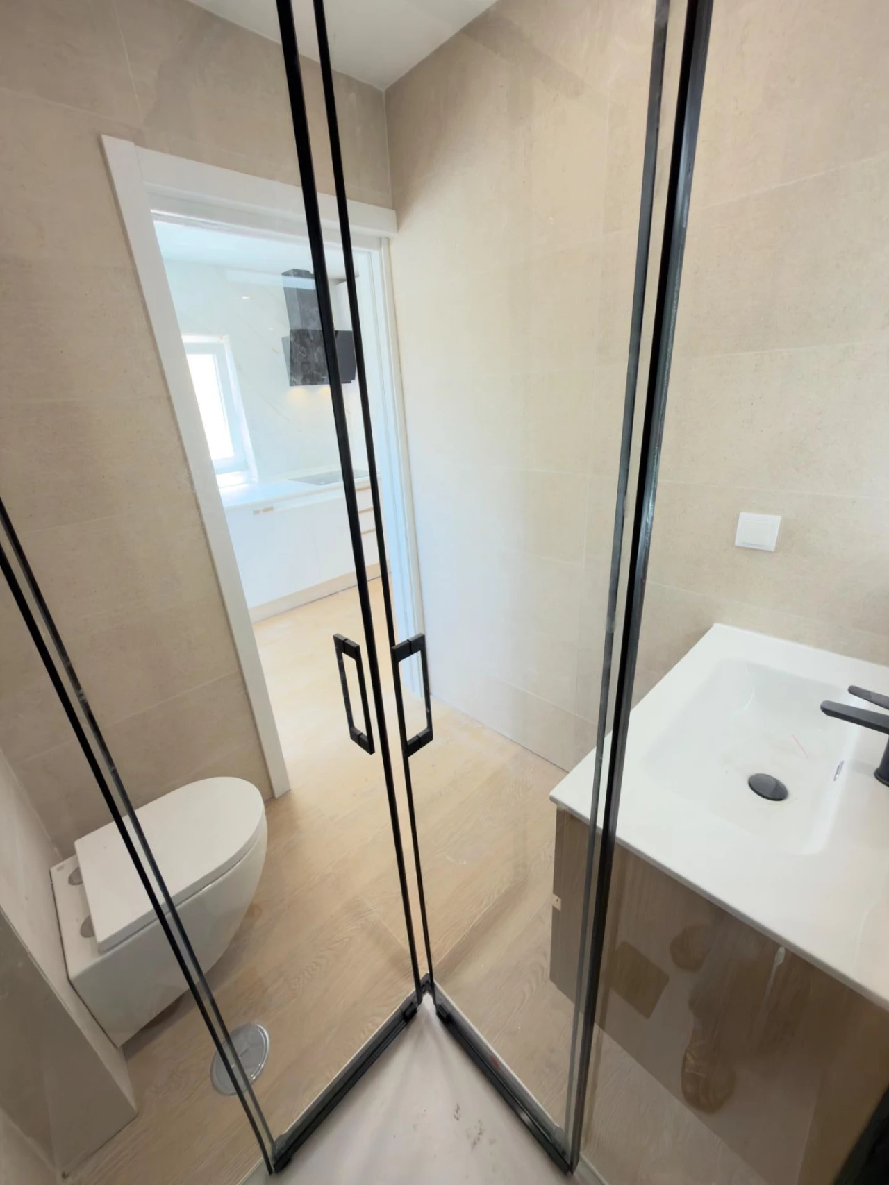 Apartamento T1 para Venda em Carcavelos e Parede Foto 34