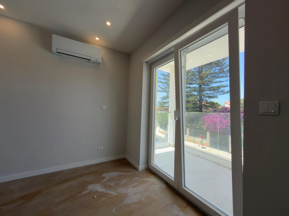 Apartamento T2 para Venda em Carcavelos e Parede Foto 20