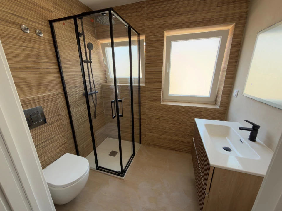 Apartamento T2 para Venda em Carcavelos e Parede Foto 22
