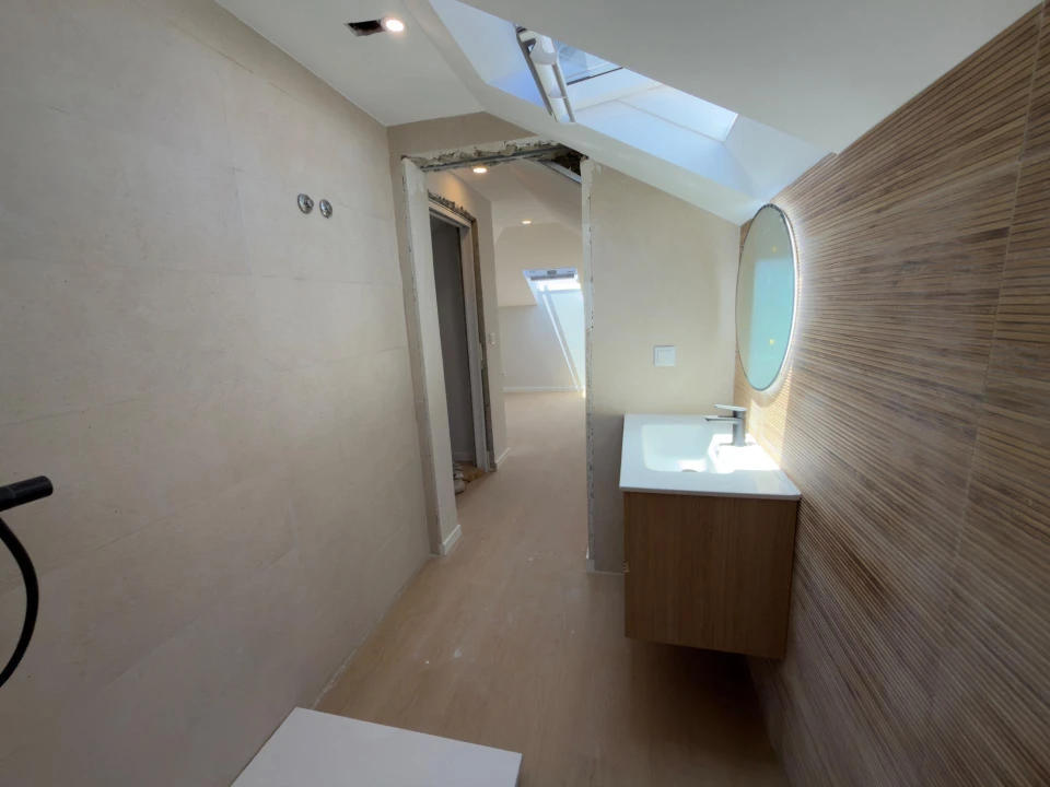 Apartamento T2 para Venda em Carcavelos e Parede Foto 39