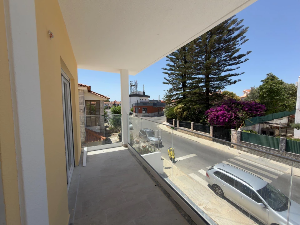 Apartamento T2 para Venda em Carcavelos e Parede Foto 41