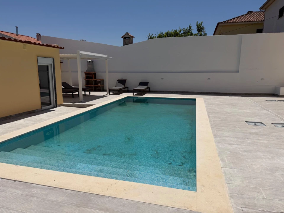 Apartamento T2 para Venda em Carcavelos e Parede Foto 43