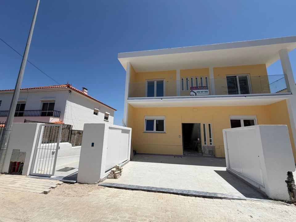 Apartamento T2 para Venda em Carcavelos e Parede Foto 46