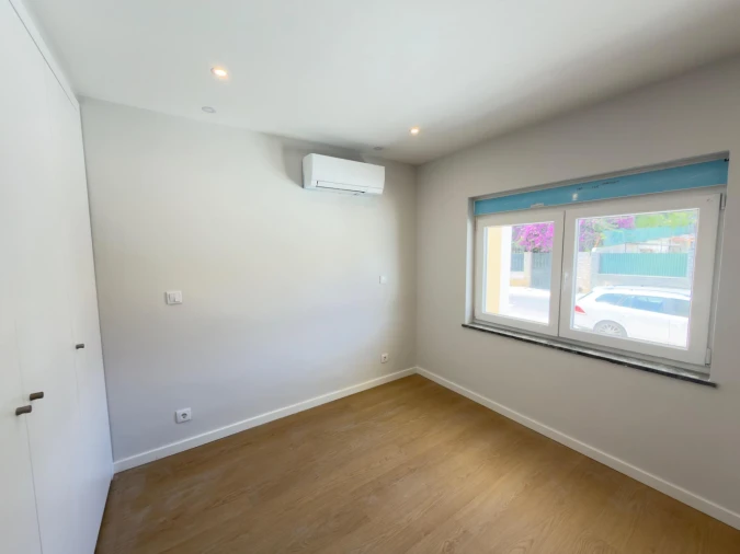 Apartamento T1 para Venda em Carcavelos e Parede Foto 25