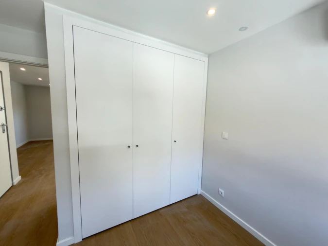 Apartamento T1 para Venda em Carcavelos e Parede Foto 28