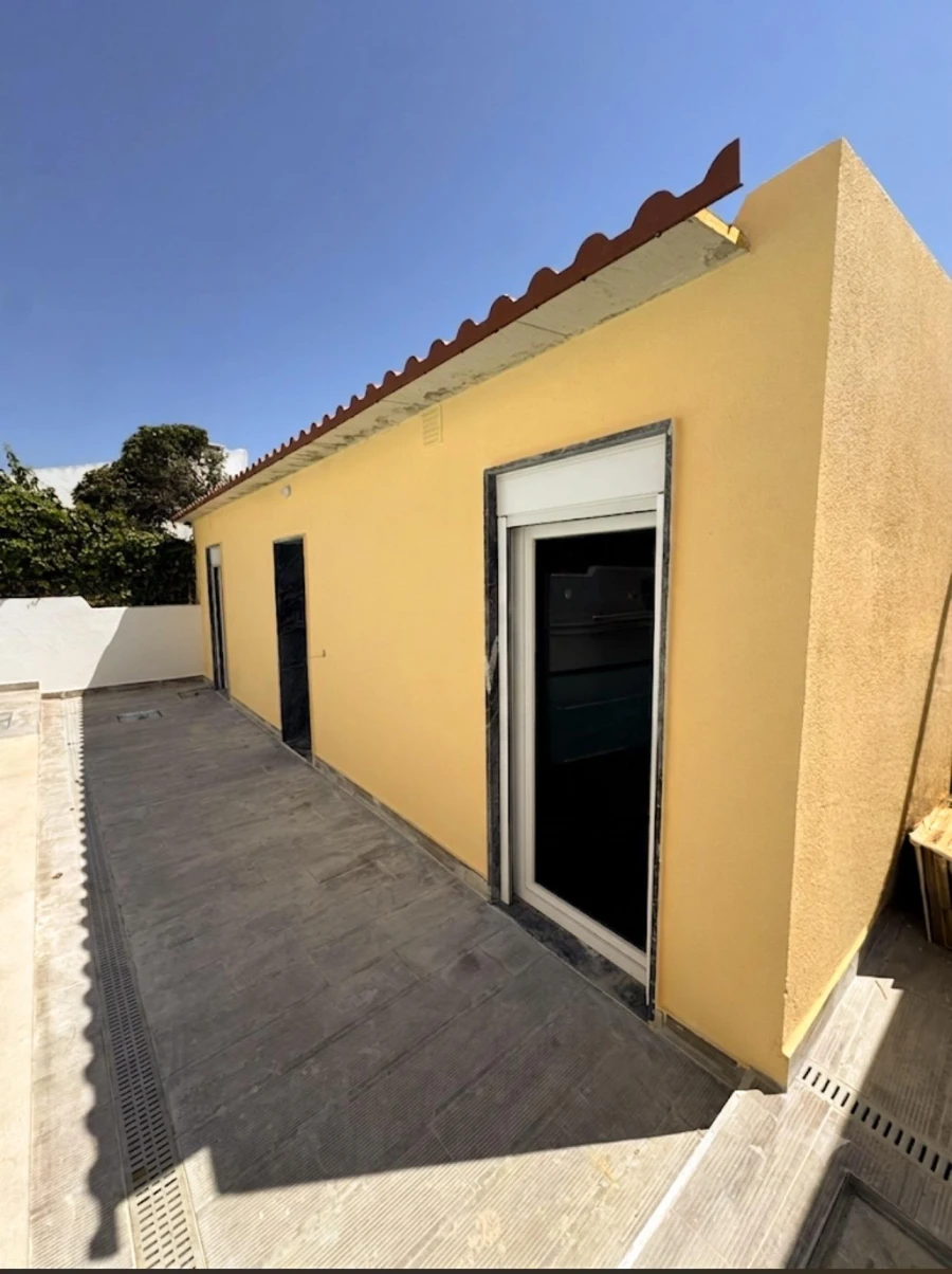 Moradia T1 para Venda em Carcavelos e Parede Foto 5