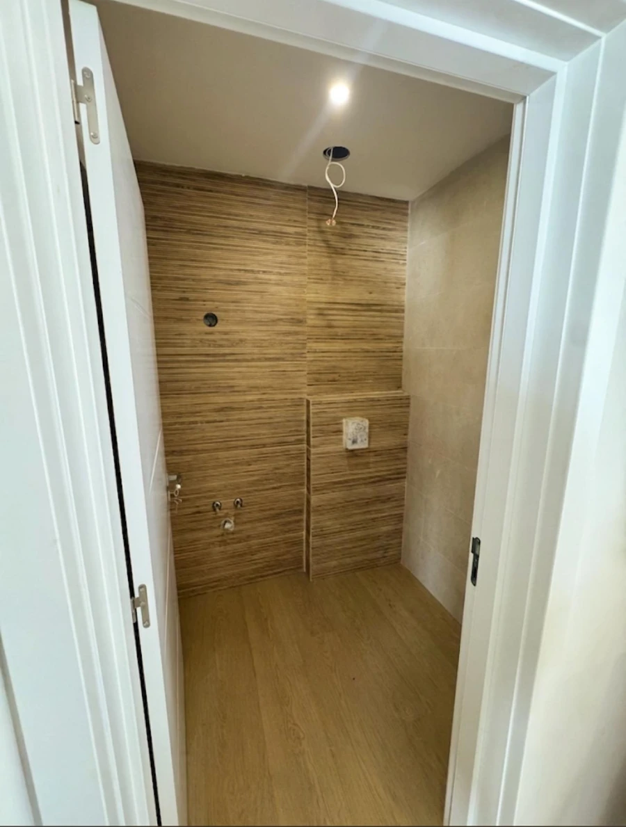 Moradia T1 para Venda em Carcavelos e Parede Foto 6