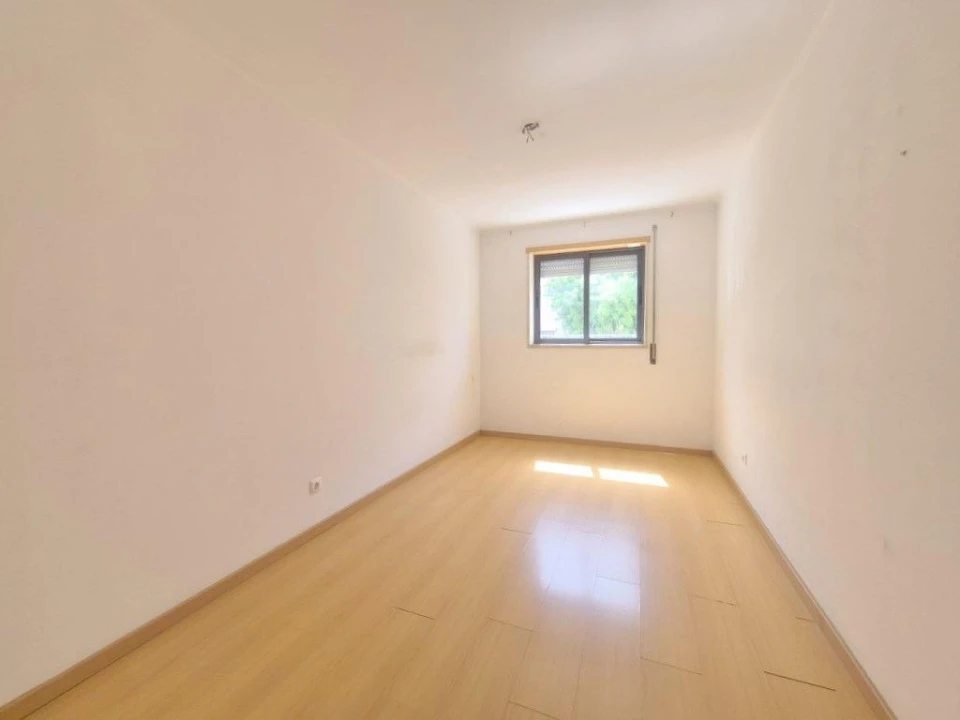 Apartamento T2 para Venda em Santa Clara Foto 17