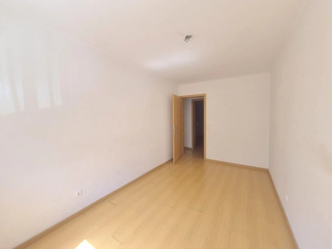 Apartamento T2 para Venda em Santa Clara Foto 16