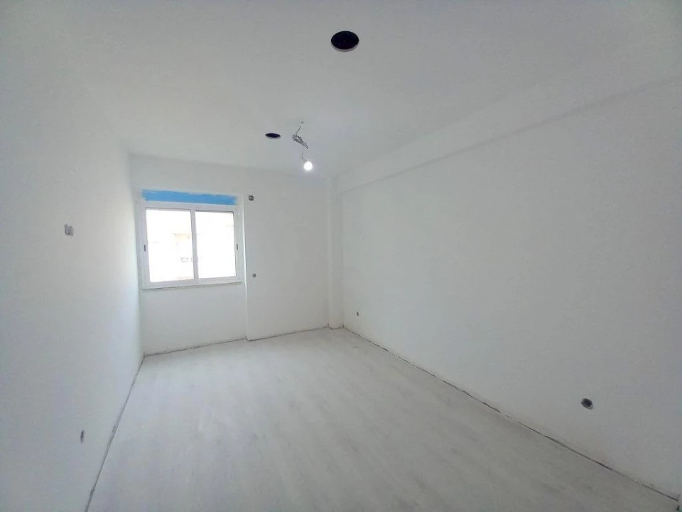 Apartamento T2 para Venda em Carregado e Cadafais Foto 3