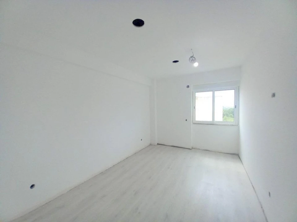 Apartamento T2 para Venda em Carregado e Cadafais Foto 4