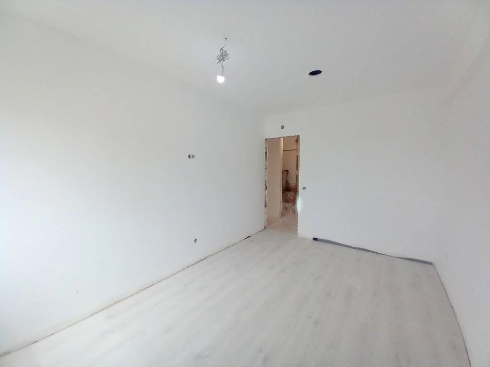 Apartamento T2 para Venda em Carregado e Cadafais Foto 6
