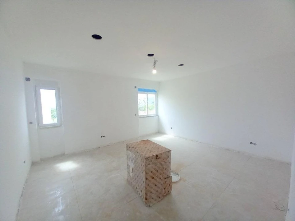 Apartamento T2 para Venda em Carregado e Cadafais Foto 7