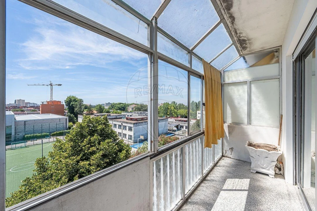 Apartamento T4 para Venda em Paranhos Foto 18