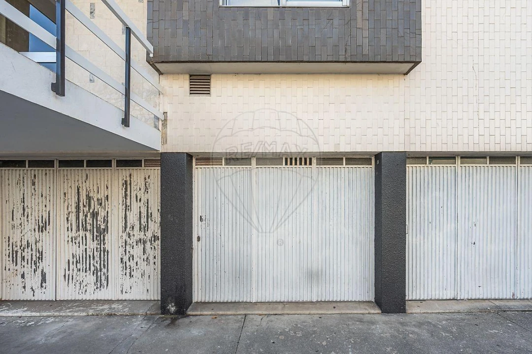 Apartamento T4 para Venda em Paranhos Foto 20
