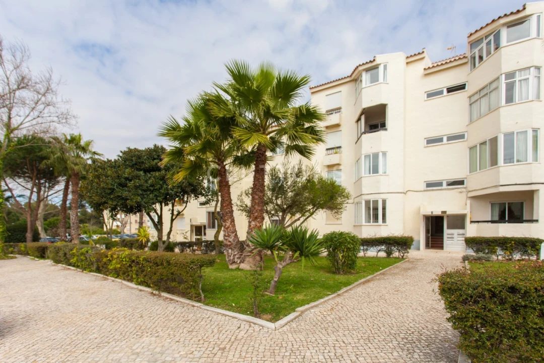 Apartamento T3 para Venda em Carcavelos e Parede Foto 10