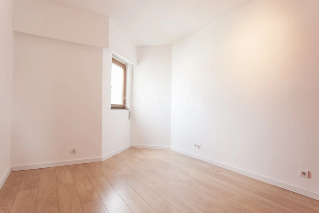 Apartamento T3 para Venda em Carcavelos e Parede Foto 14