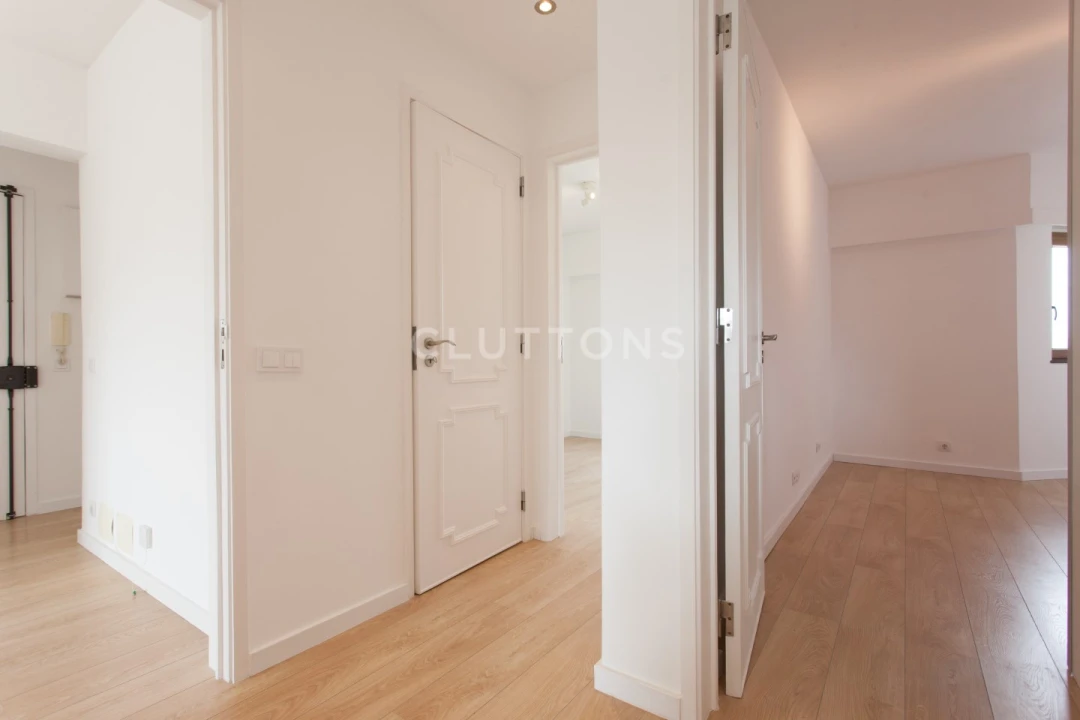 Apartamento T3 para Venda em Carcavelos e Parede Foto 8