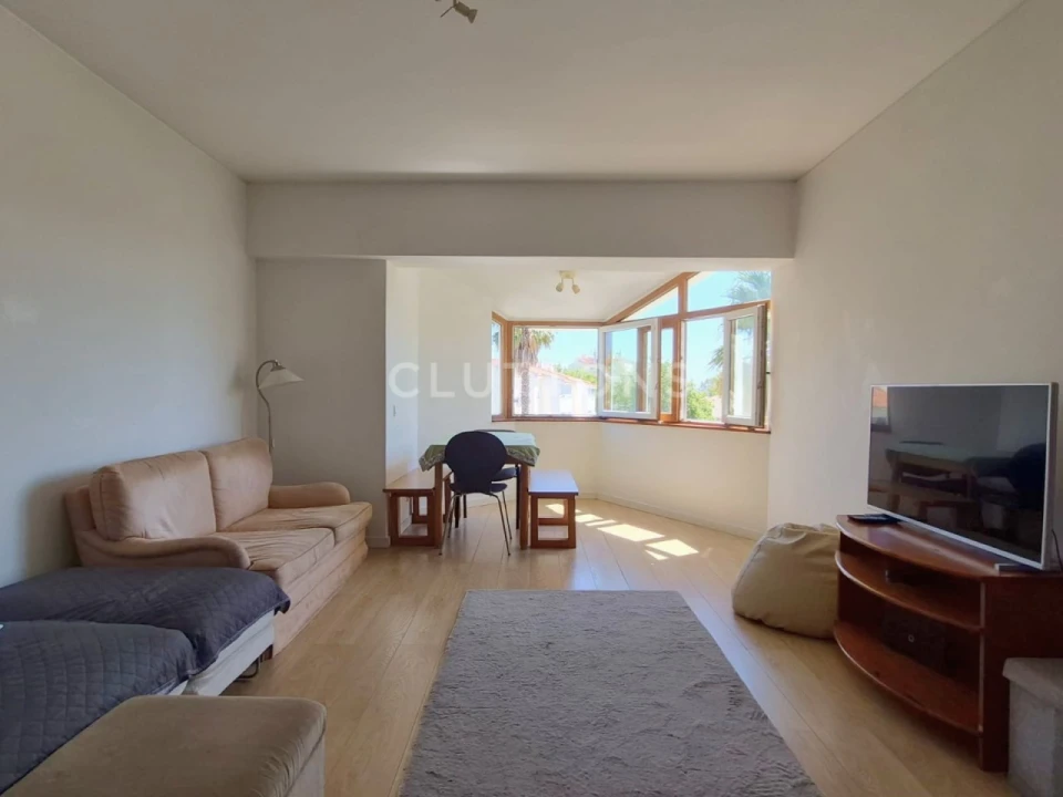 Apartamento T3 para Venda em Carcavelos e Parede Foto 3