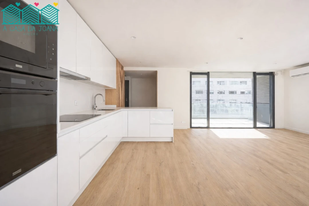Apartamento T3 para Venda em Glória e Vera Cruz Foto 3