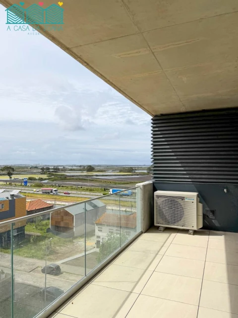 Apartamento T3 para Venda em Glória e Vera Cruz