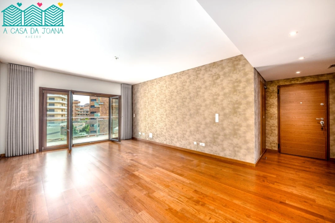 Apartamento T2 para Venda em Odivelas Foto 11