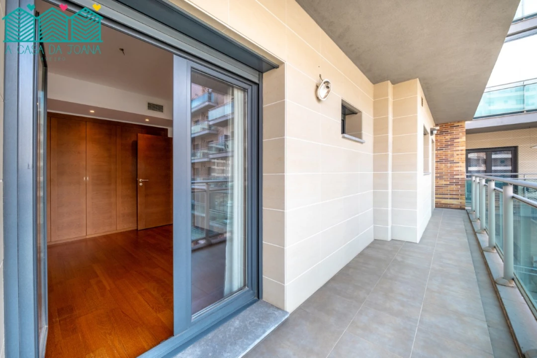 Apartamento T2 para Venda em Odivelas Foto 34