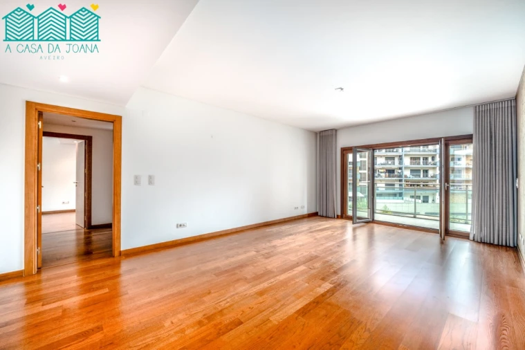 Apartamento T2 para Venda em Odivelas Foto 13