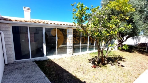 Moradia T3 para Venda em Sesimbra (Castelo)