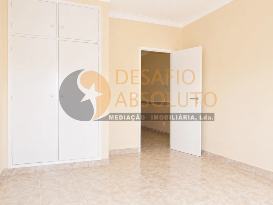 Apartamento T2 para Venda em Pinhal Novo Foto 11