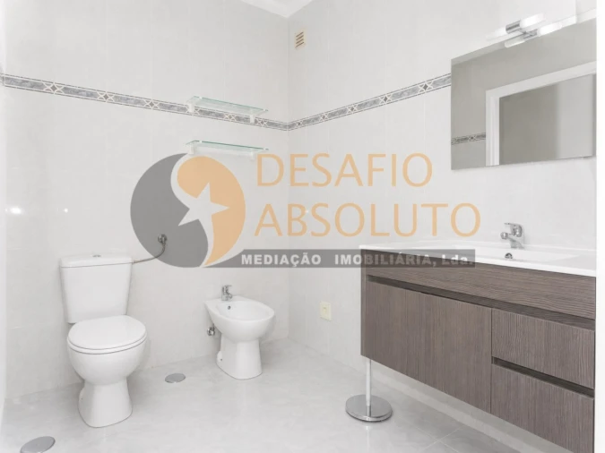 Apartamento T2 para Venda em Pinhal Novo Foto 16