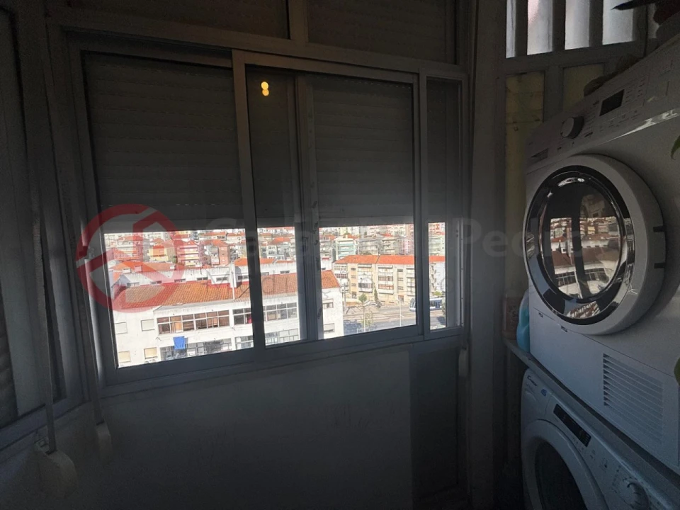 Apartamento T2 para Venda em Laranjeiro e Feijó Foto 16