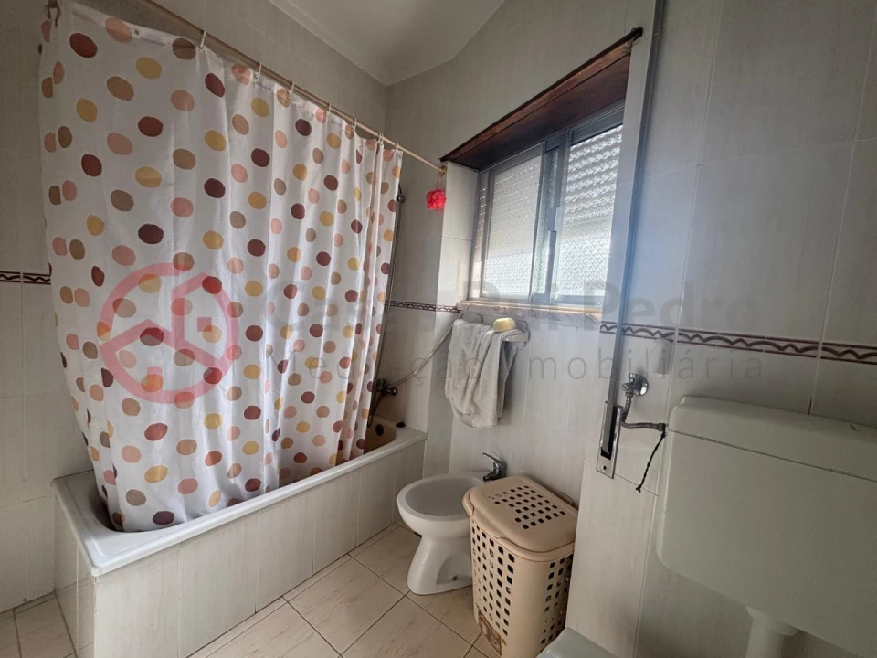 Apartamento T2 para Venda em Laranjeiro e Feijó Foto 28