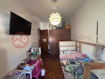 Apartamento T2 para Venda em Laranjeiro e Feijó