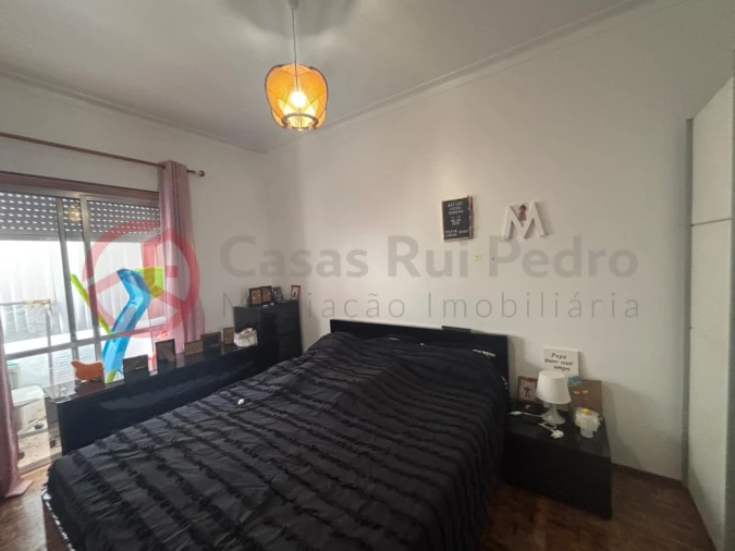 Apartamento T2 para Venda em Laranjeiro e Feijó Foto 23