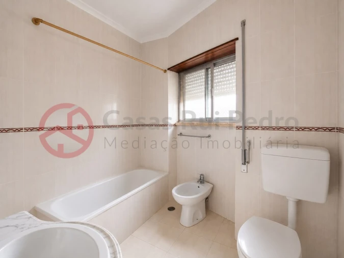 Apartamento T2 para Venda em Laranjeiro e Feijó Foto 30