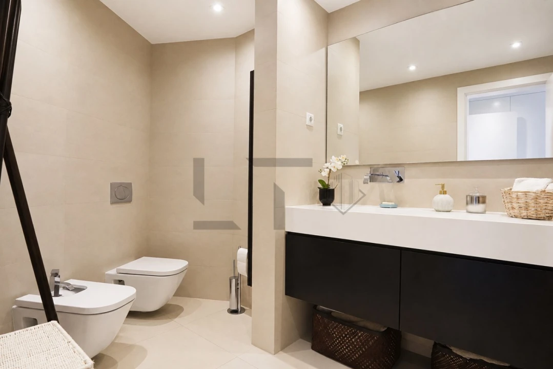 Apartamento T4 para Venda em Parque das Nações Foto 23