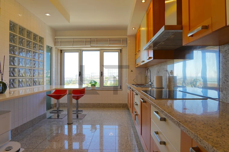 Apartamento T4 para Venda em Parque das Nações Foto 14