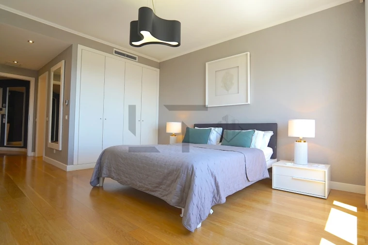 Apartamento T4 para Venda em Parque das Nações Foto 21