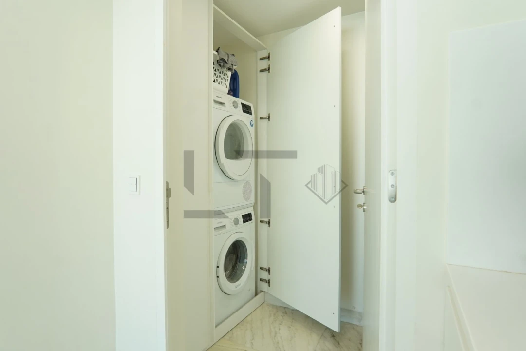 Apartamento T3 para Venda em Santo António Foto 21
