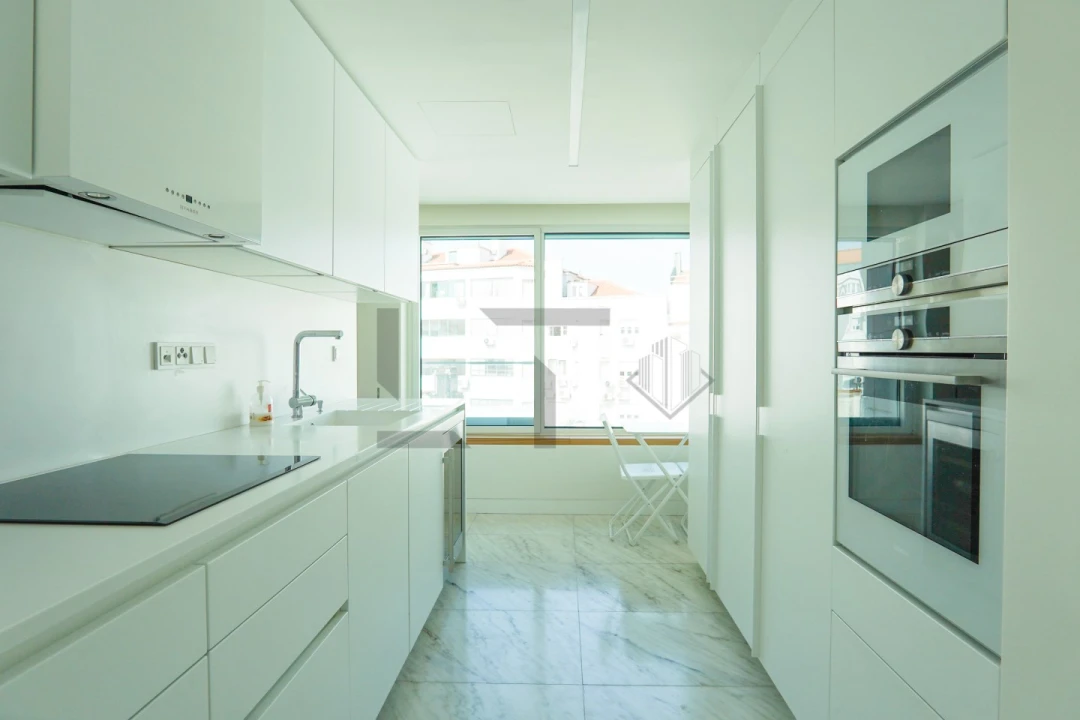 Apartamento T3 para Venda em Santo António Foto 22