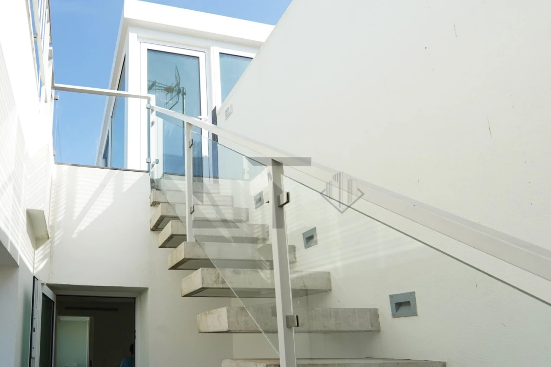 Apartamento T3 para Venda em Santo António Foto 25