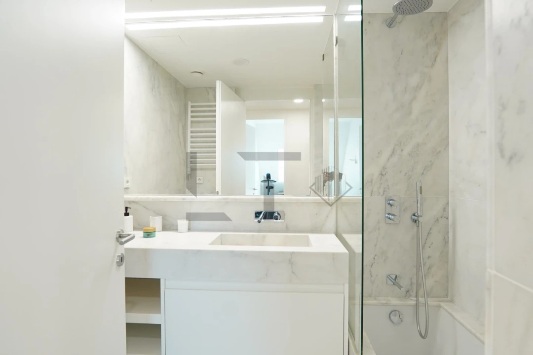 Apartamento T3 para Venda em Santo António Foto 43