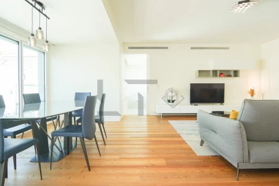 Apartamento T3 para Venda em Santo António