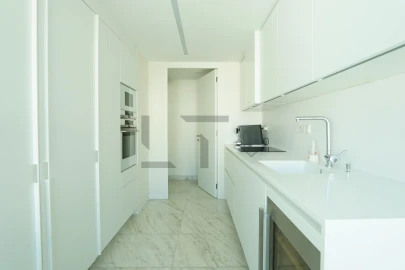 Apartamento T3 para Venda em Santo António