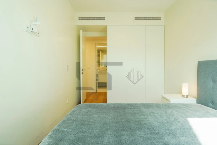 Apartamento T3 para Venda em Santo António Foto 42